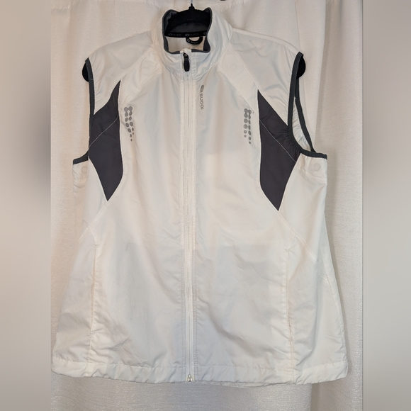 White and Black Sleeveless Vest by Sugoi - Picture 1 of 5